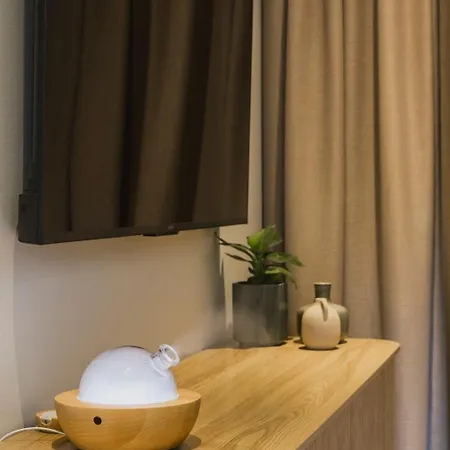 Apartment Modern House ,terrace ,free Parking *